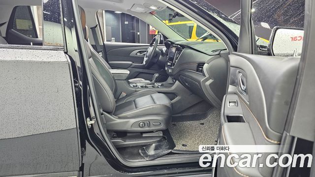 Chevrolet Traverse 3.6 AWD Redline 2020 — фото 26