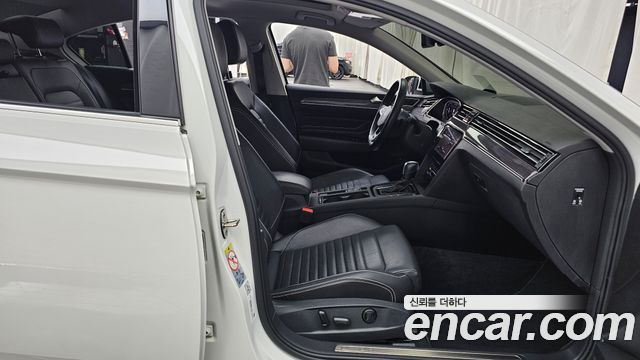 Volkswagen Passat GT (B8) 2.0 TDI 4Motion Prestige 2021 — фото 15