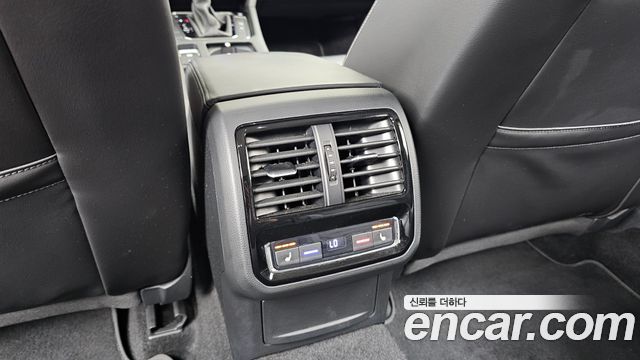 Volkswagen Passat GT (B8) 2.0 TDI 4Motion Prestige 2021 — фото 23