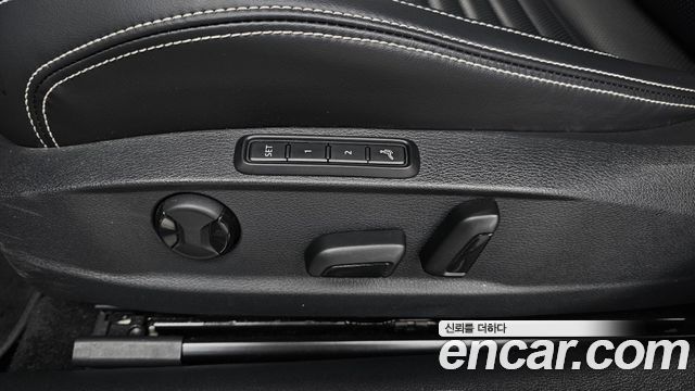 Volkswagen Passat GT (B8) 2.0 TDI 4Motion Prestige 2021 — фото 37