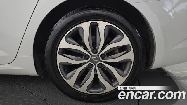 Renault Korea SM6 2.0 LPe LE (Disabled) 2017 — фото 21
