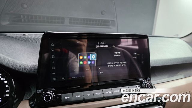 Kia Seltos Gasoline 1.6 Turbo 2WD Signature 2023 — фото 14