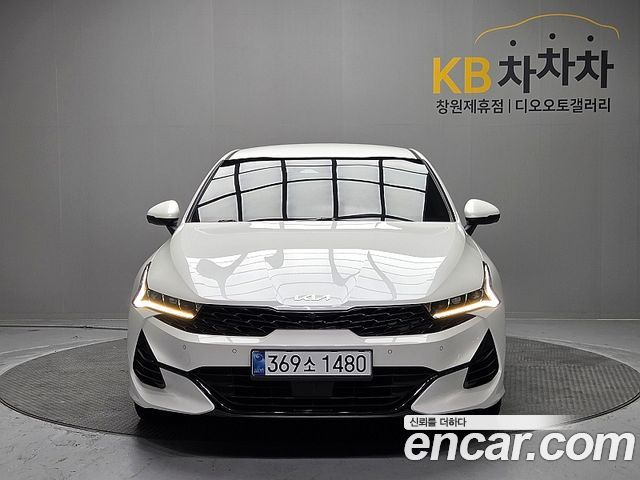 Kia K5 (III) 2.0 Noblesse 2022 — фото 3