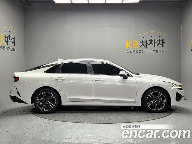 Kia K5 (III) 2.0 Noblesse 2022 — фото 7