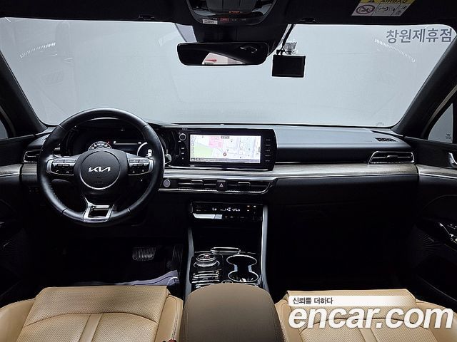 Kia K5 (III) 2.0 Noblesse 2022 — фото 10