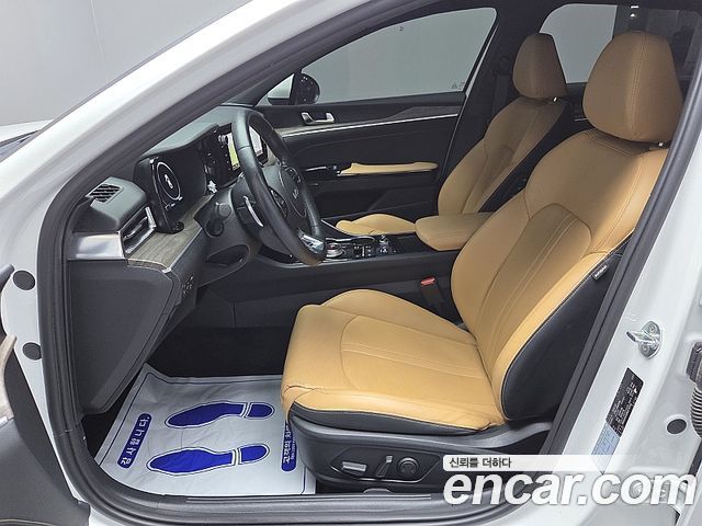 Kia K5 (III) 2.0 Noblesse 2022 — фото 16