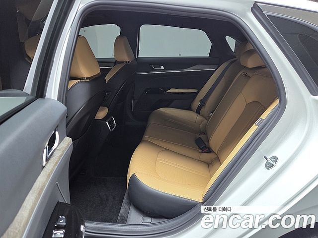 Kia K5 (III) 2.0 Noblesse 2022 — фото 18