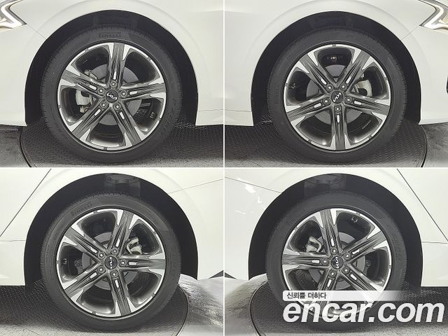 Kia K5 (III) 2.0 Noblesse 2022 — фото 24