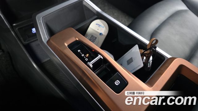 KG Mobility (SsangYong) Torres EVX E7 2024 — фото 9