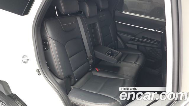 KG Mobility (SsangYong) Torres EVX E7 2024 — фото 11