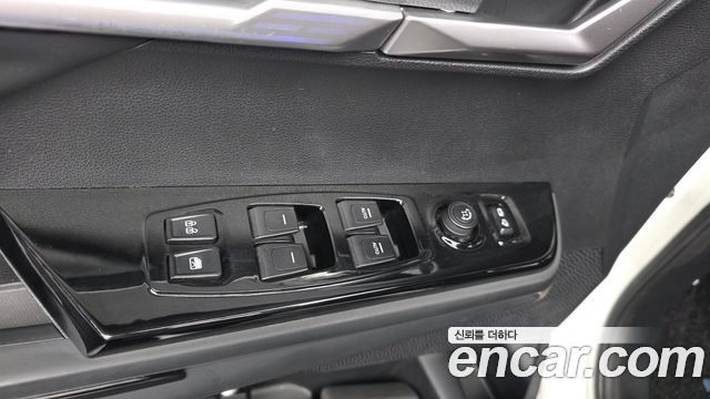 KG Mobility (SsangYong) Torres EVX E7 2024 — фото 19