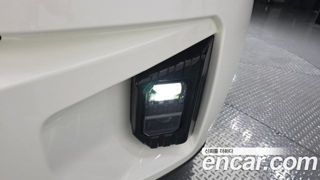 KG Mobility (SsangYong) Torres EVX E7 2024 — фото 22