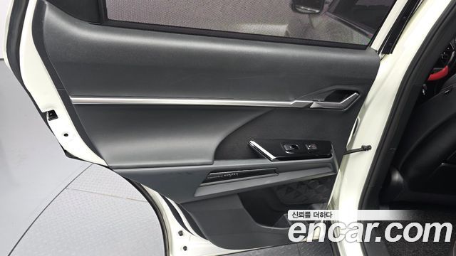 KG Mobility (SsangYong) Torres EVX E7 2024 — фото 25