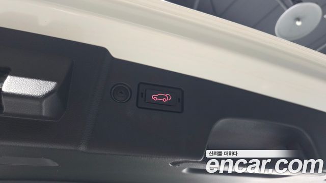 KG Mobility (SsangYong) Torres EVX E7 2024 — фото 28