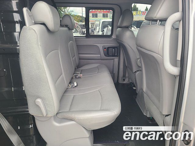 Hyundai Grand Starex Van 5-Seater Modern 2021 — фото 21