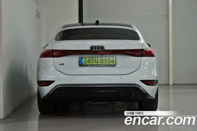 Audi A6 e-tron Performance S line 2025 — фото 4