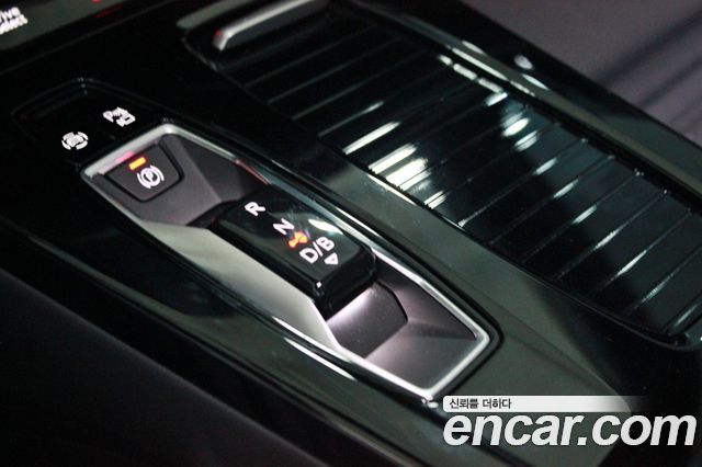 Audi A6 e-tron Performance S line 2025 — фото 9