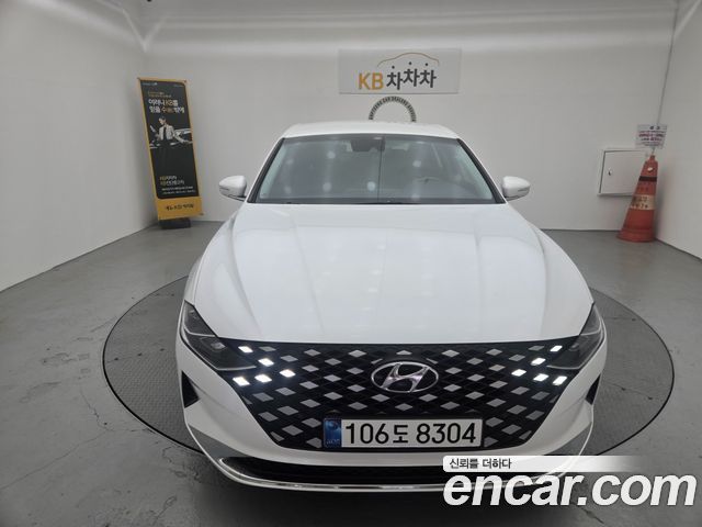 Hyundai Grandeur (IG) 3.0 LPi (Taxi) Deluxe 2022 — фото 3
