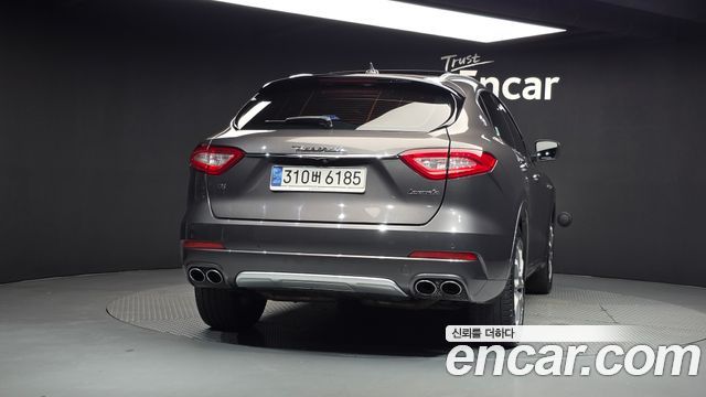 Maserati Levante 3.0 Diesel AWD GranLusso 2018 — фото 4