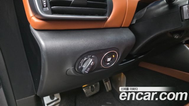 Maserati Levante 3.0 Diesel AWD GranLusso 2018 — фото 19