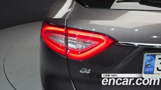 Maserati Levante 3.0 Diesel AWD GranLusso 2018 — фото 23