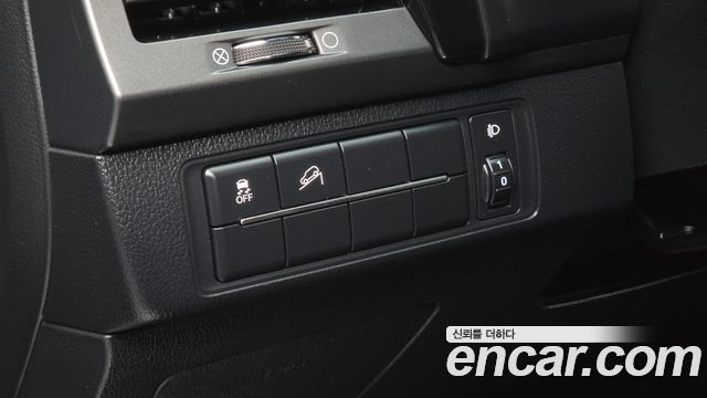 KG Mobility (SsangYong) Rexton Sports Diesel 2.2 2WD Prestige 2021 — фото 16