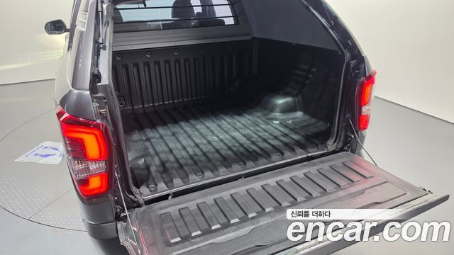 KG Mobility (SsangYong) Rexton Sports Diesel 2.2 2WD Prestige 2021 — фото 20
