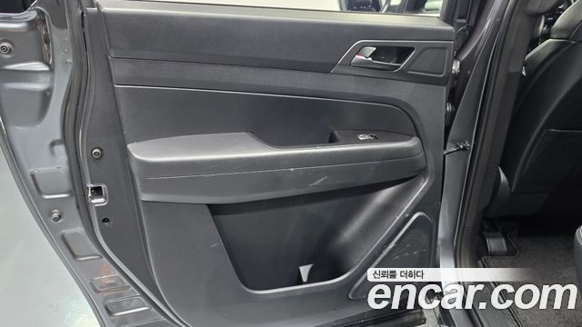 KG Mobility (SsangYong) Rexton Sports Diesel 2.2 2WD Prestige 2021 — фото 25