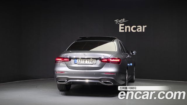 Mercedes-Benz E-Class (W213) E350 4MATIC AMG Line 2022 — фото 4