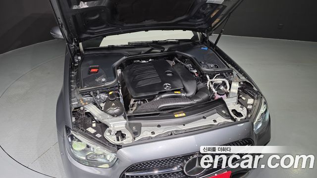 Mercedes-Benz E-Class (W213) E350 4MATIC AMG Line 2022 — фото 6