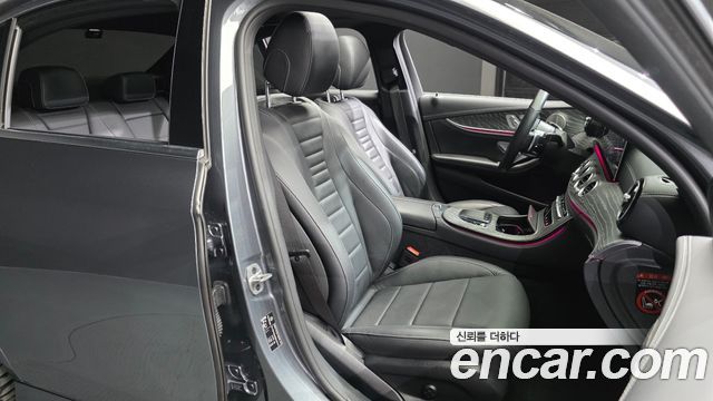 Mercedes-Benz E-Class (W213) E350 4MATIC AMG Line 2022 — фото 12