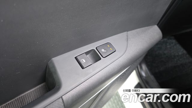 Kia Niro Signature 2022 — фото 18