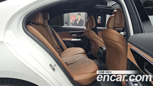 Mercedes-Benz E-Class (W214) E200 Avantgarde 2024 — фото 11
