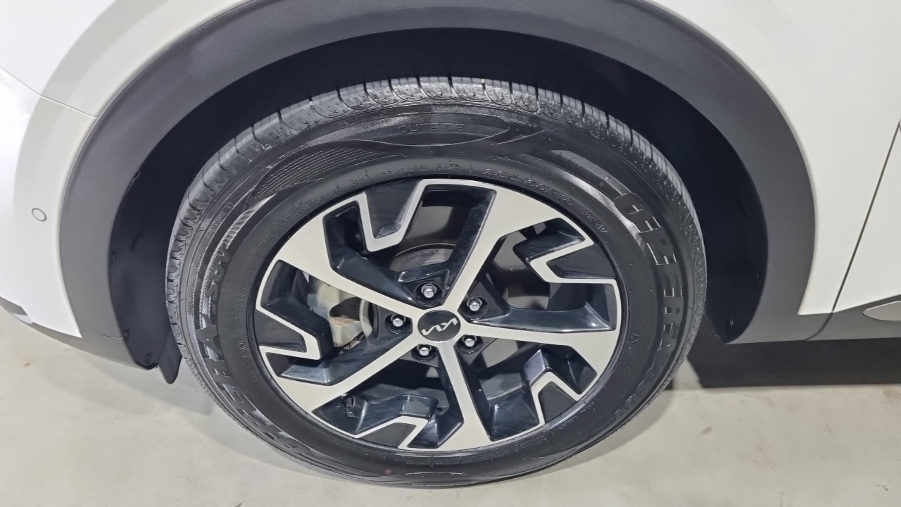 Kia Sportage Hybrid (V) Signature Gravity 4WD 2023 — фото 5