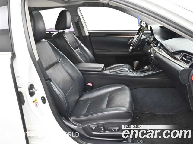 Lexus ES350 Supreme XV60 2013 — фото 10