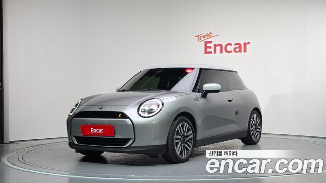 MINI Cooper Electric (IV) SE Classic