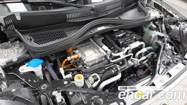 MINI Cooper Electric (IV) SE Classic 2024 — фото 6