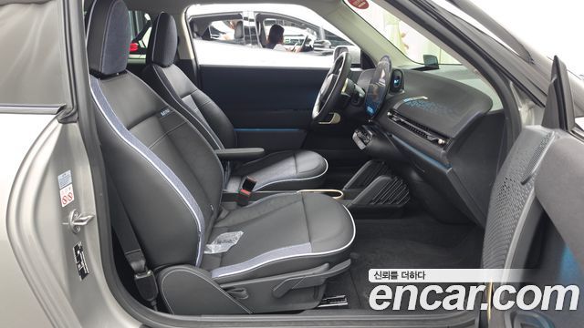 MINI Cooper Electric (IV) SE Classic 2024 — фото 15