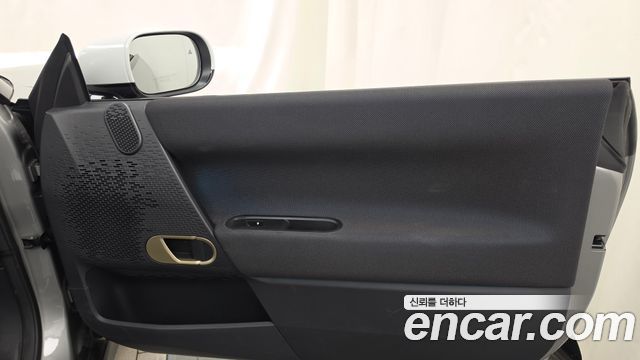 MINI Cooper Electric (IV) SE Classic 2024 — фото 31