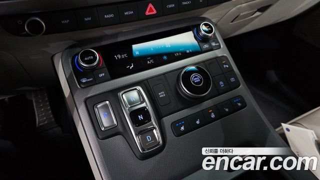 Hyundai Palisade Diesel 2.2 2WD Prestige 2023 — фото 9