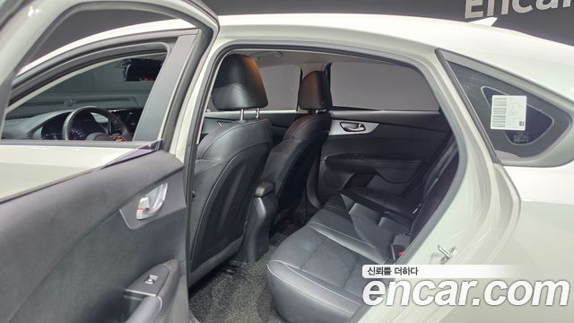 Kia K3 (II) 1.6 Prestige 2022 — фото 15