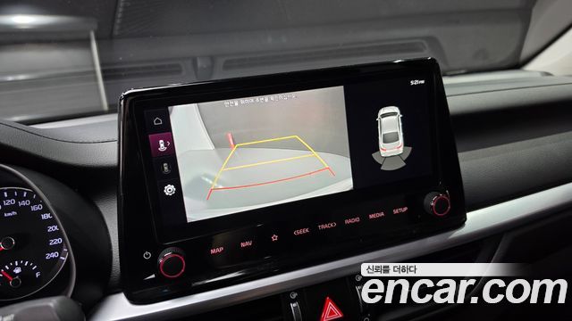 Kia K3 (II) 1.6 Prestige 2022 — фото 18