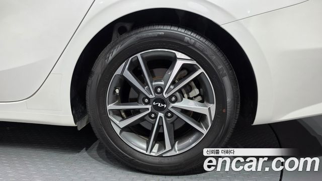 Kia K3 (II) 1.6 Prestige 2022 — фото 27