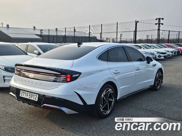 Hyundai Sonata The Edge (DN8) 1.6 Turbo Exclusive 2024 — фото 2