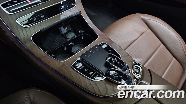 Mercedes-Benz E-Class (W213) E220d 4MATIC Exclusive 2023 — фото 19