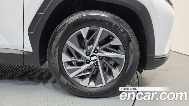 Hyundai Tucson (NX4) Gasoline 1.6 Turbo 2WD Premium 2023 — фото 5