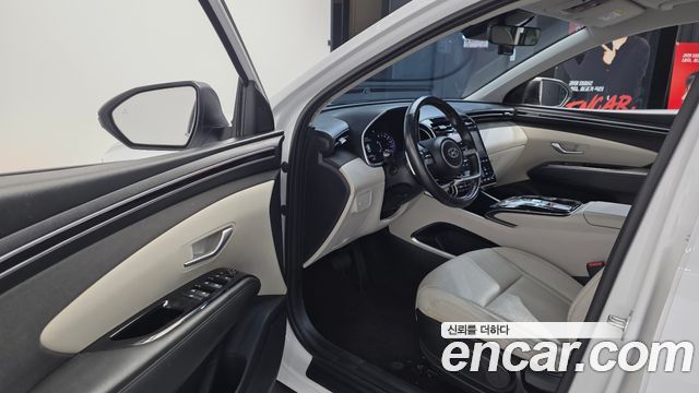 Hyundai Tucson (NX4) Gasoline 1.6 Turbo 2WD Premium 2023 — фото 10
