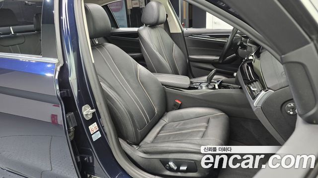 BMW 5 Series (G30) 520i Luxury 2020 — фото 26