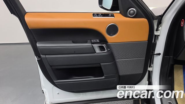 Land Rover Range Rover Sport (II) 3.0 SDV6 AB Dynamic 2019 — фото 24
