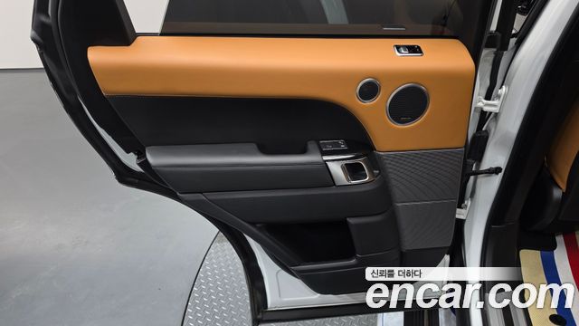 Land Rover Range Rover Sport (II) 3.0 SDV6 AB Dynamic 2019 — фото 25